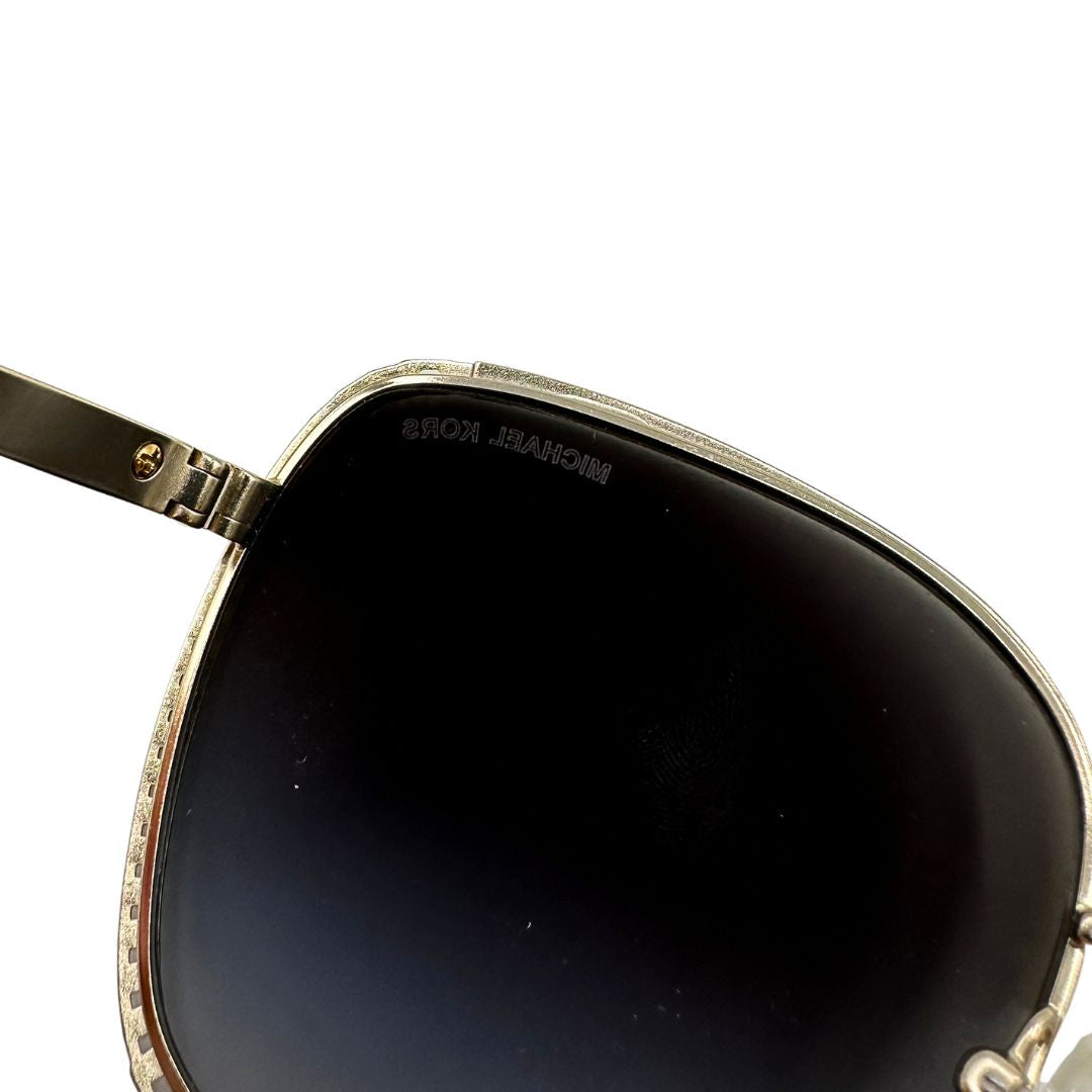 Occhiali da sole Michael Kors in metallo dorato con logo MK sulle asticelle
