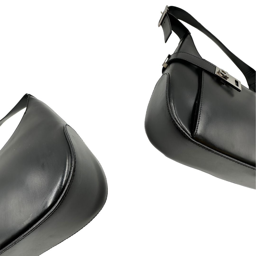 Hobo Salvatore Ferragamo nera