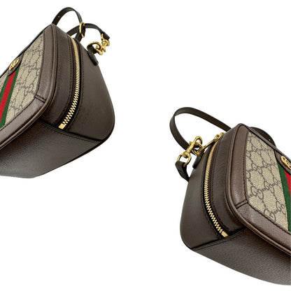 angoli Borsa Gucci in canvas GG Supreme con l'iconica striscia Web verde e rossa, di lusso, originale, ottime condizioni, usata 