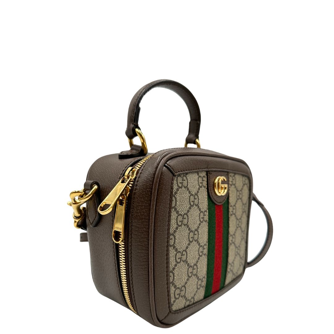 lato Borsa Gucci in canvas GG Supreme con l'iconica striscia Web verde e rossa, di lusso, originale, ottime condizioni, usata 