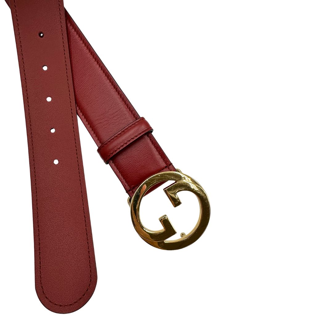 Cintura Gucci in pelle rossa con logo GG in metallo dorato, di lusso, originale, usata