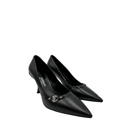 Décolleté 6AM LV in morbida pelle di agnello nera, caratterizzate dall'elegante linea affusolata a punta, di lusso, originale, usata