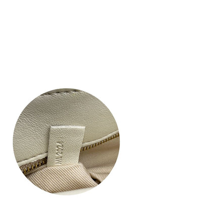 Le Rond Carré Jacquemus bianca