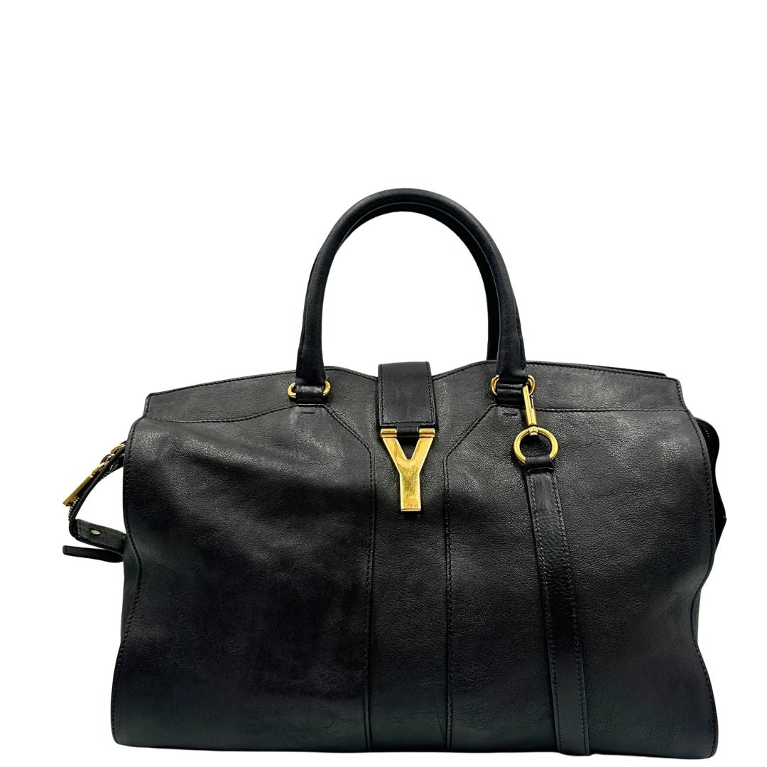 Front borsa Yves Saint Laurent modello Cabas Chyc in pelle nera con parti metalliche dorate. Originale, di lusso, usato, in condizioni ottime.