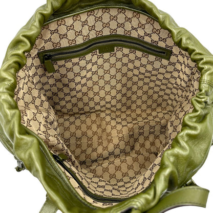 interno  Tote Gucci Monochrome Double G Drawstring in pelle verde con manici regolabili, di lusso, originale, ottime condizioni, usata