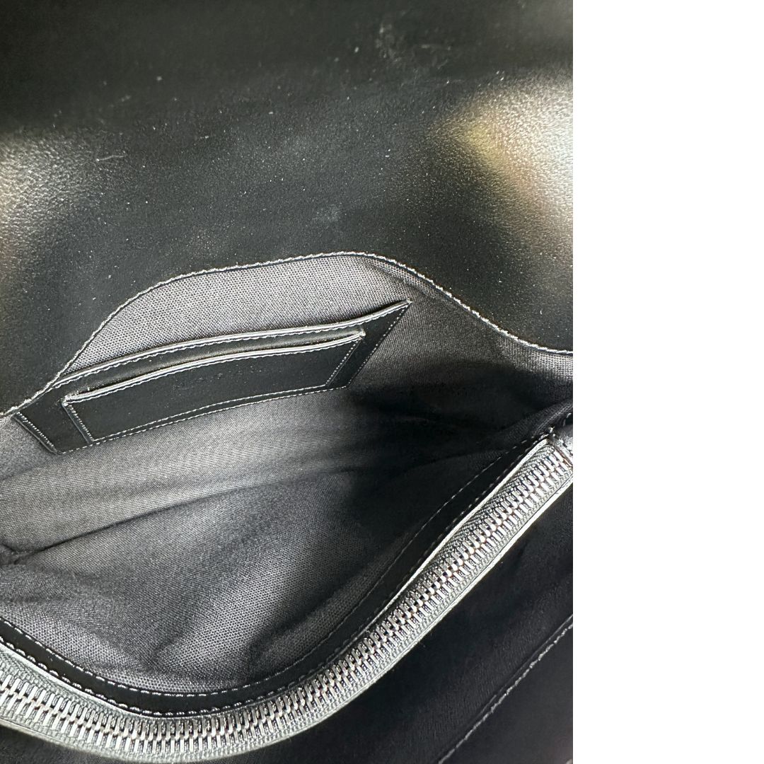 interno Borsa Hogan H-Bag in pelle nera munita di doppi manici, indossabile a spalla, di lusso, originale, ottime condizioni, usata 