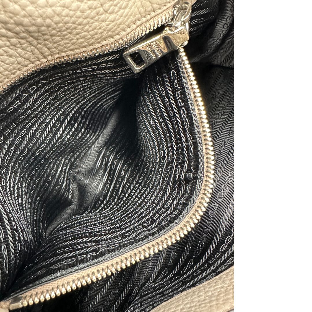 Satchel Prada grigia