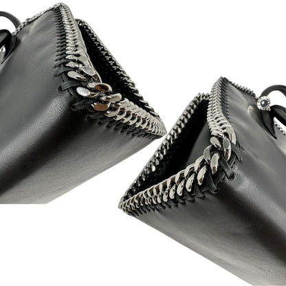 angoli  Borsa Stella McCartney Falabella in pelle vegana nera con catene argentate, di lusso, originale, ottime condizioni, usata 