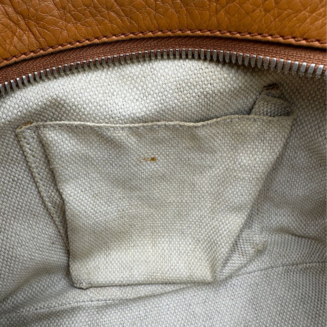 interno Borsa Gucci Soho in pelle martellata color curcuma, di lusso, originale, usata, buone condizioni