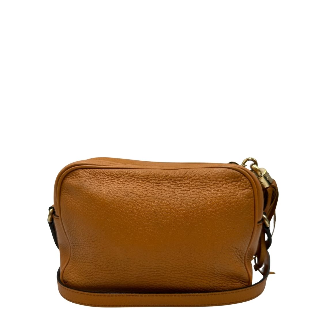 retro Borsa Gucci Soho in pelle martellata color curcuma, di lusso, originale, usata, buone condizioni 