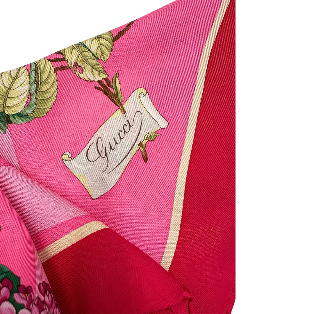  Foulard Gucci in 100% seta 