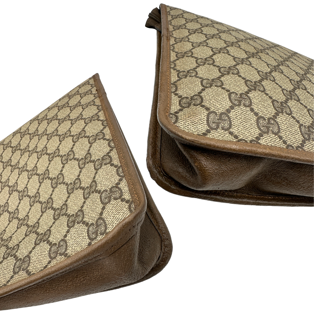 angoli  Pochette portaducumenti Gucci vintage, di lusso, originale, buone condizioni, usata 