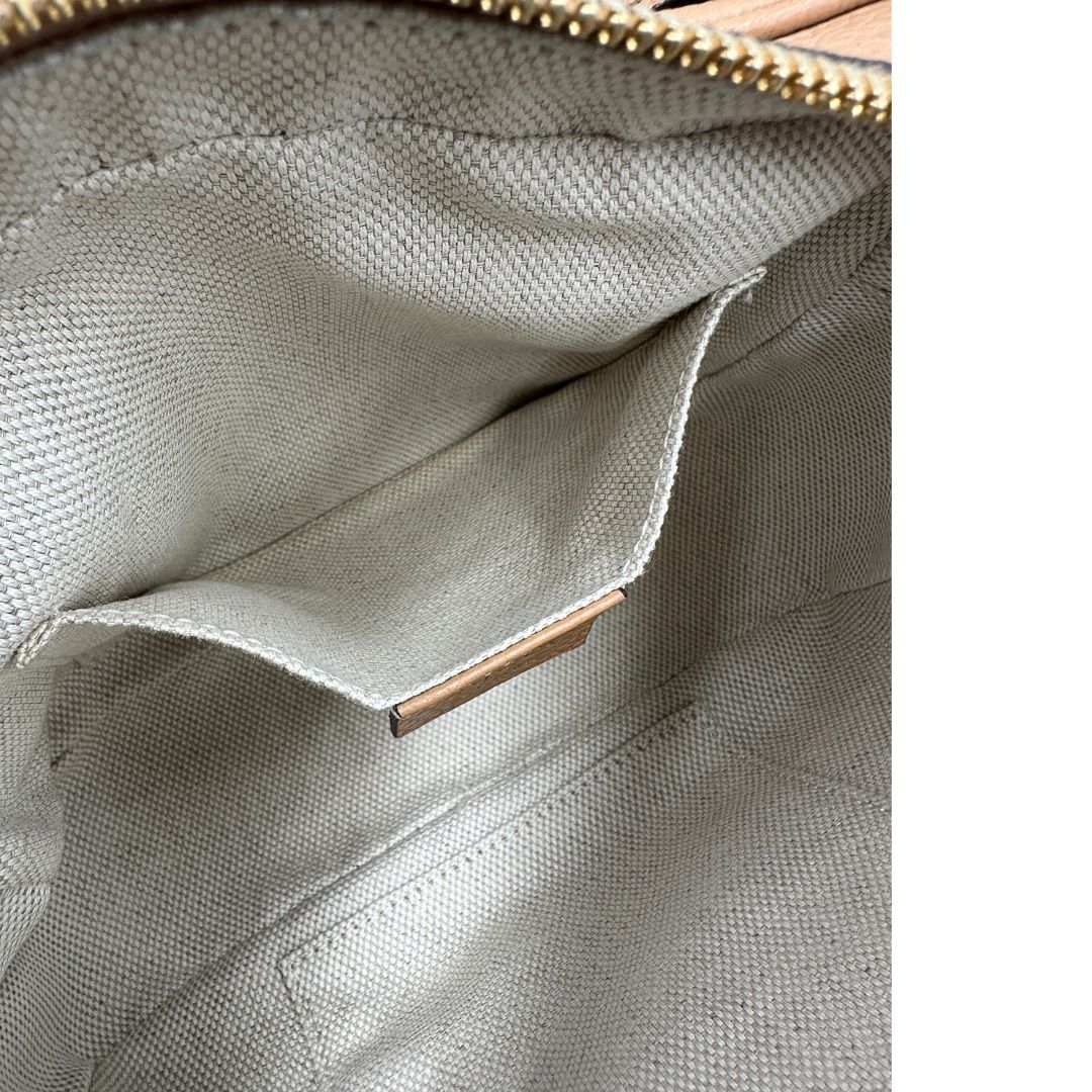 interno Borsa Gucci Soho in pelle martellata color sabbia, di lusso, eccellenti condizioni, usata 