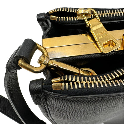   Borsa Prada in pelle saffiano nera, di lusso, originale, ottime condizioni, usata  