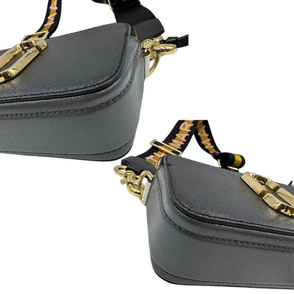 angoli  Borsa Marc Jacobs in pelle nera e bianca  