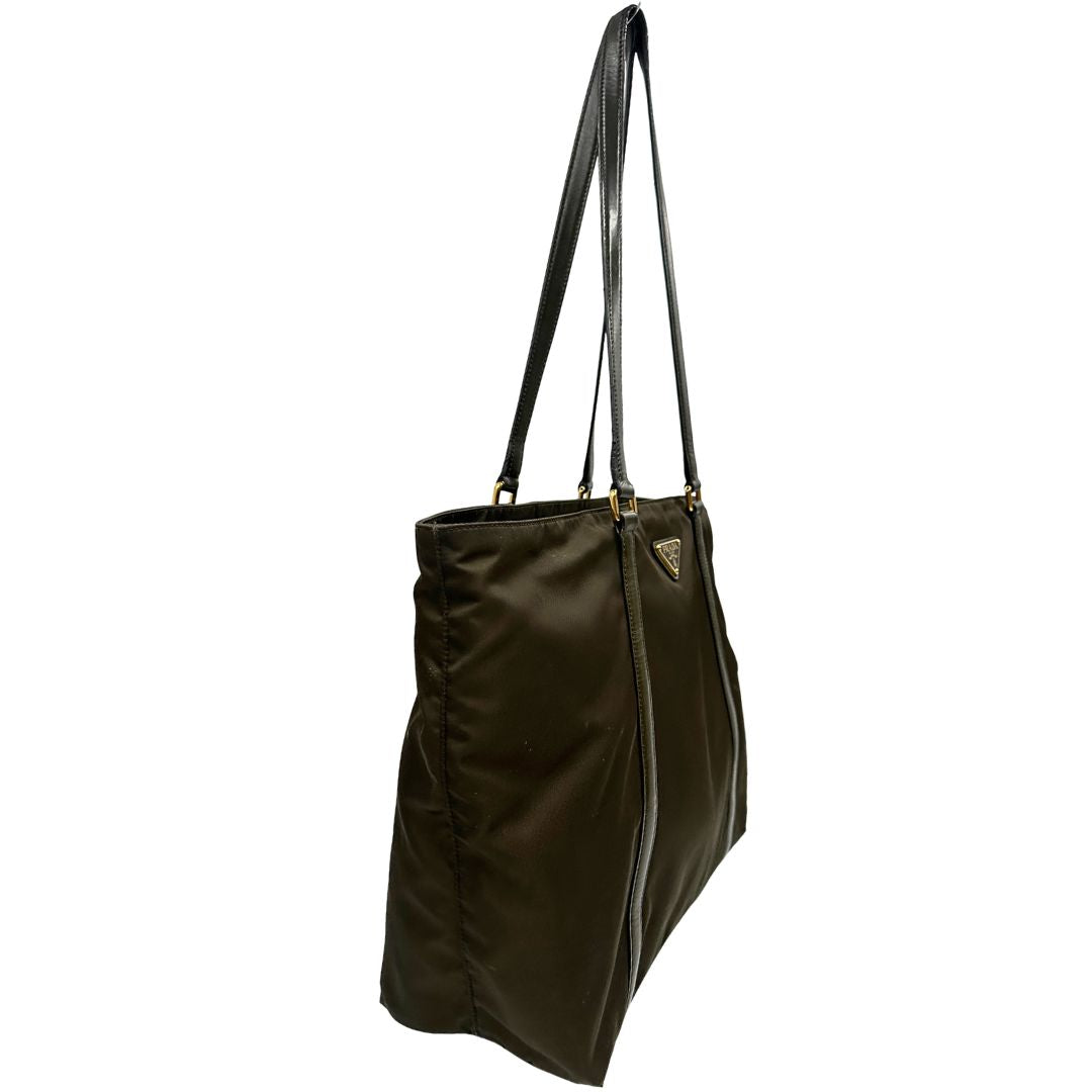 lato Borsa Prada in nylon verde 