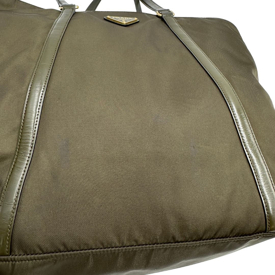 Borsa Prada in nylon verde