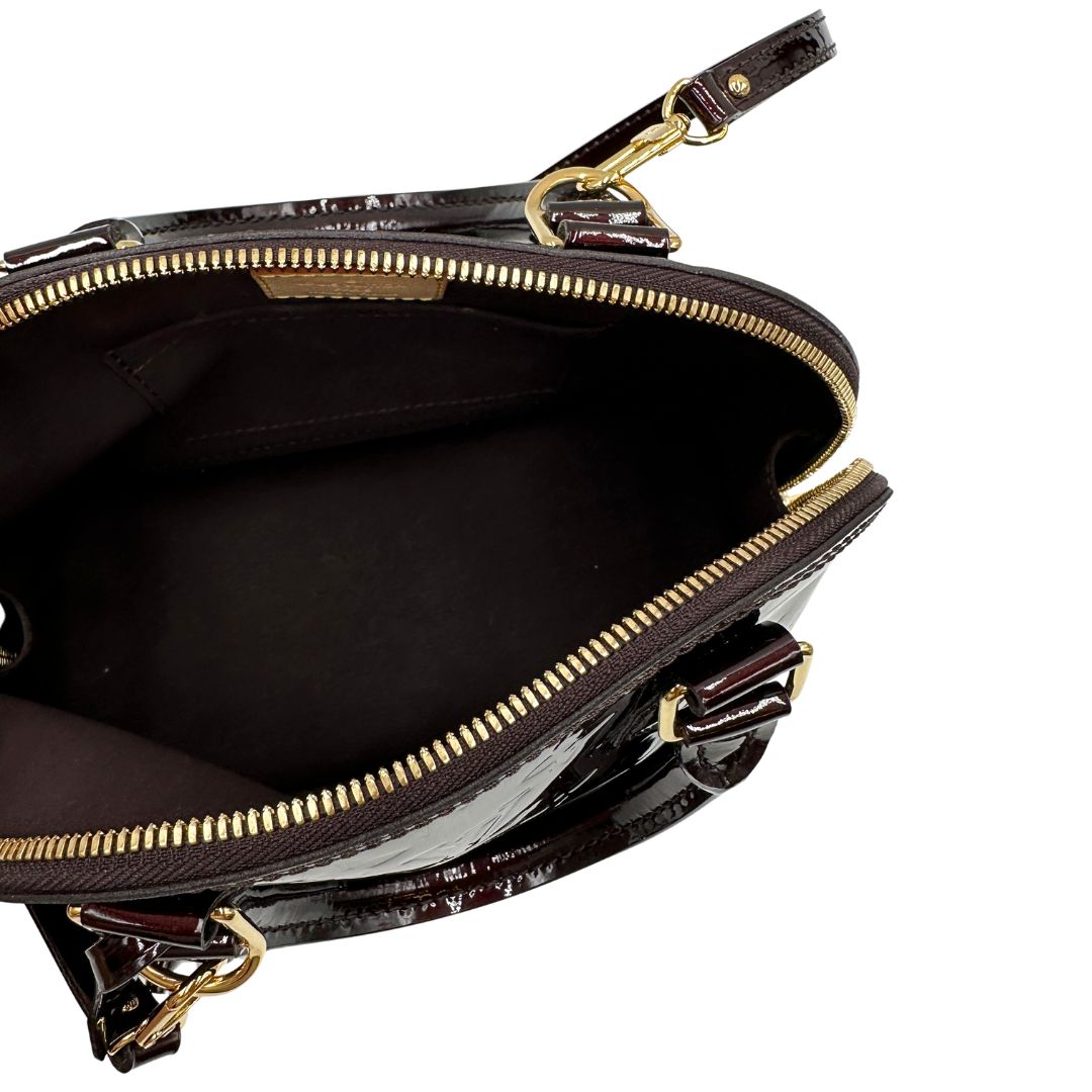 Borsa Alma BB Vernis Louis Vuitton amaranto
