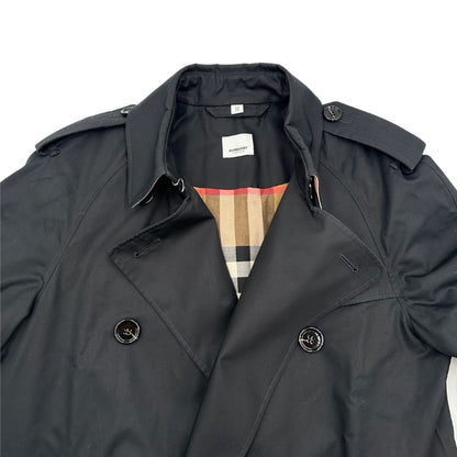  Trench Burberry in 100% cotone nero 
