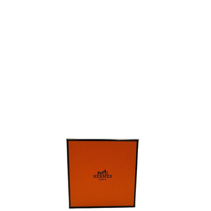 Elegante Hermès Année de la Fantaisie "Vive l'Idée!", bracciale in pelle marrone con finiture dorate e un caratteristico lucchetto a forma di cuore.