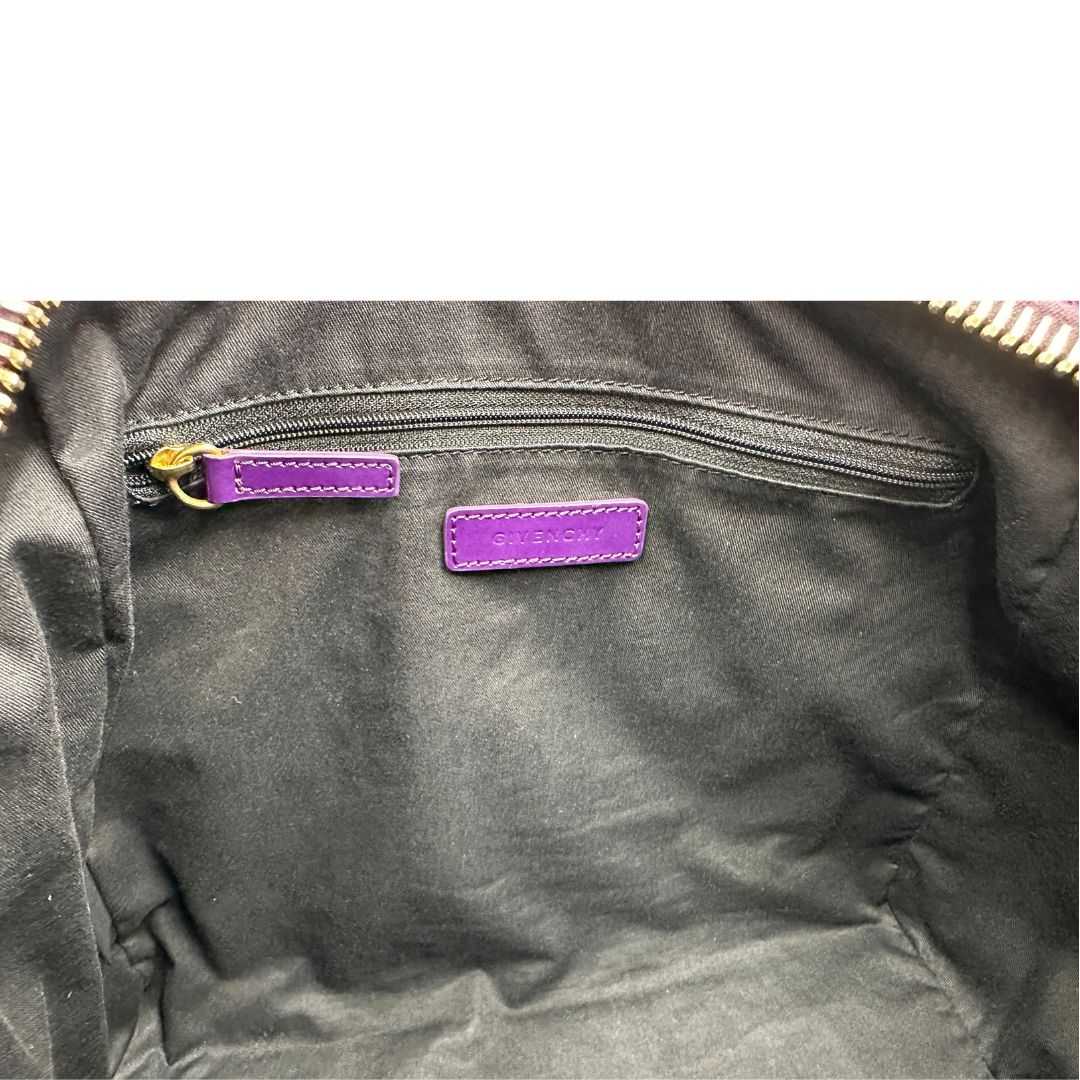 interno Antigona Givenchy in pelle spazzolata viola