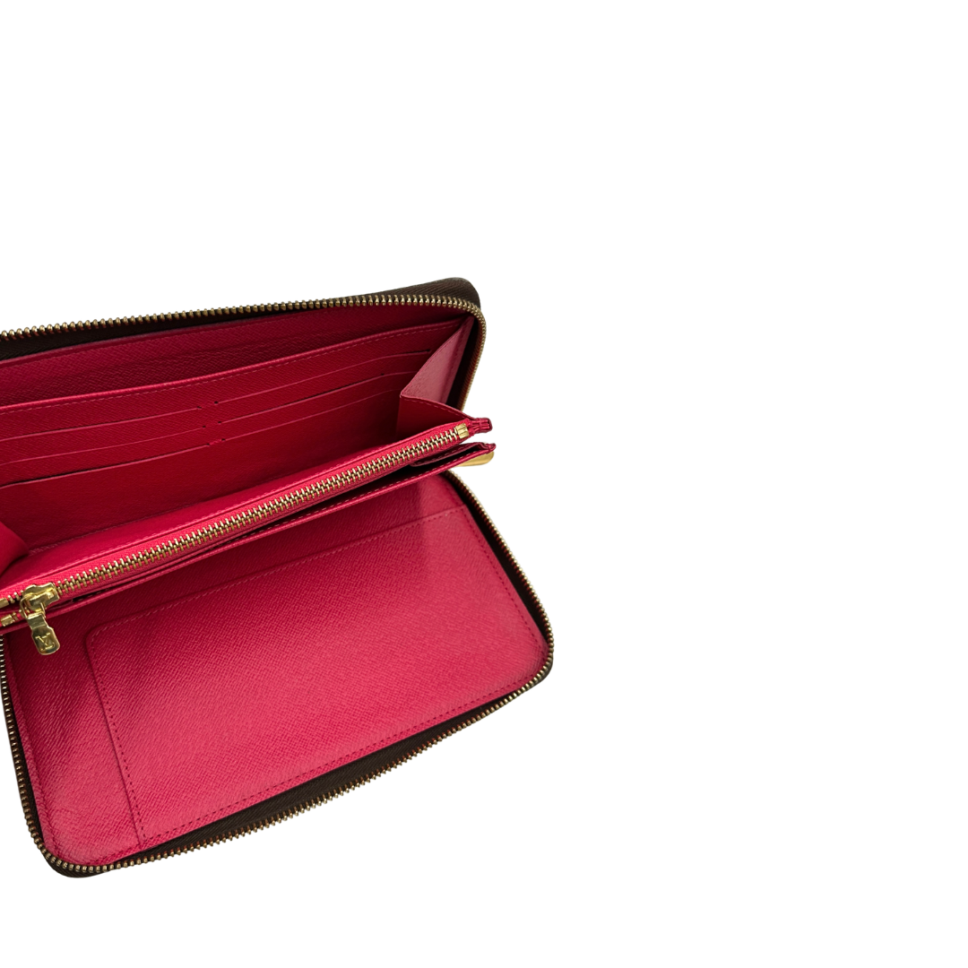 Interno, Portafoglio Louis Vuitton in tela Monogram marrone personalizzato con strisce verticali fucsia e bianco e le iniziali LS. Originale, usato, di lusso, in ottime condizioni.