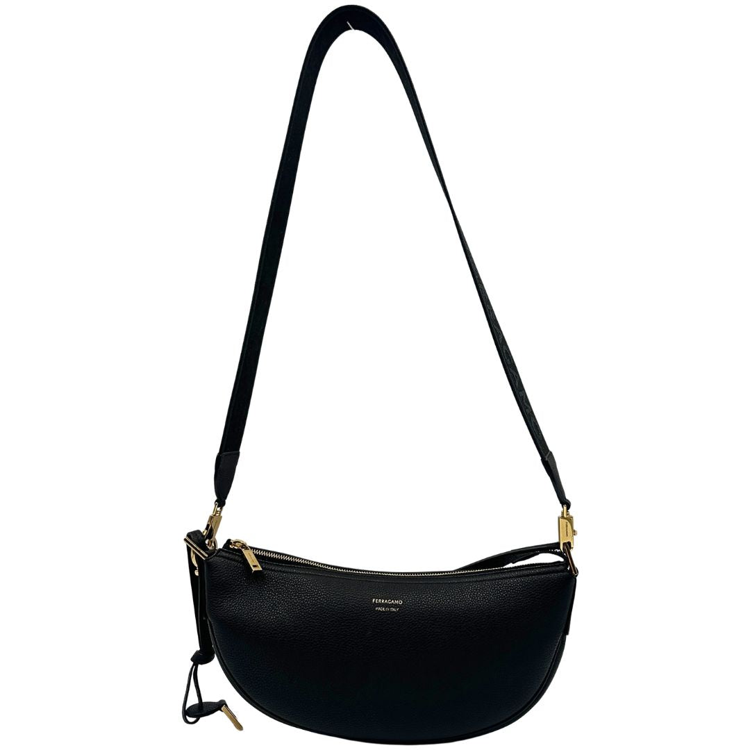front Borsa Salvatore Ferragamo in pelle nera con hardware dorato 