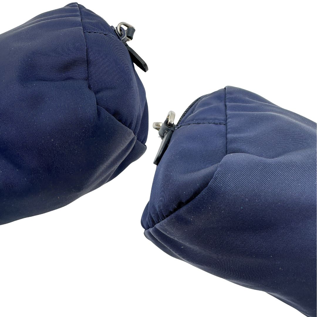 angoli Pouch Prada in nylon blu 