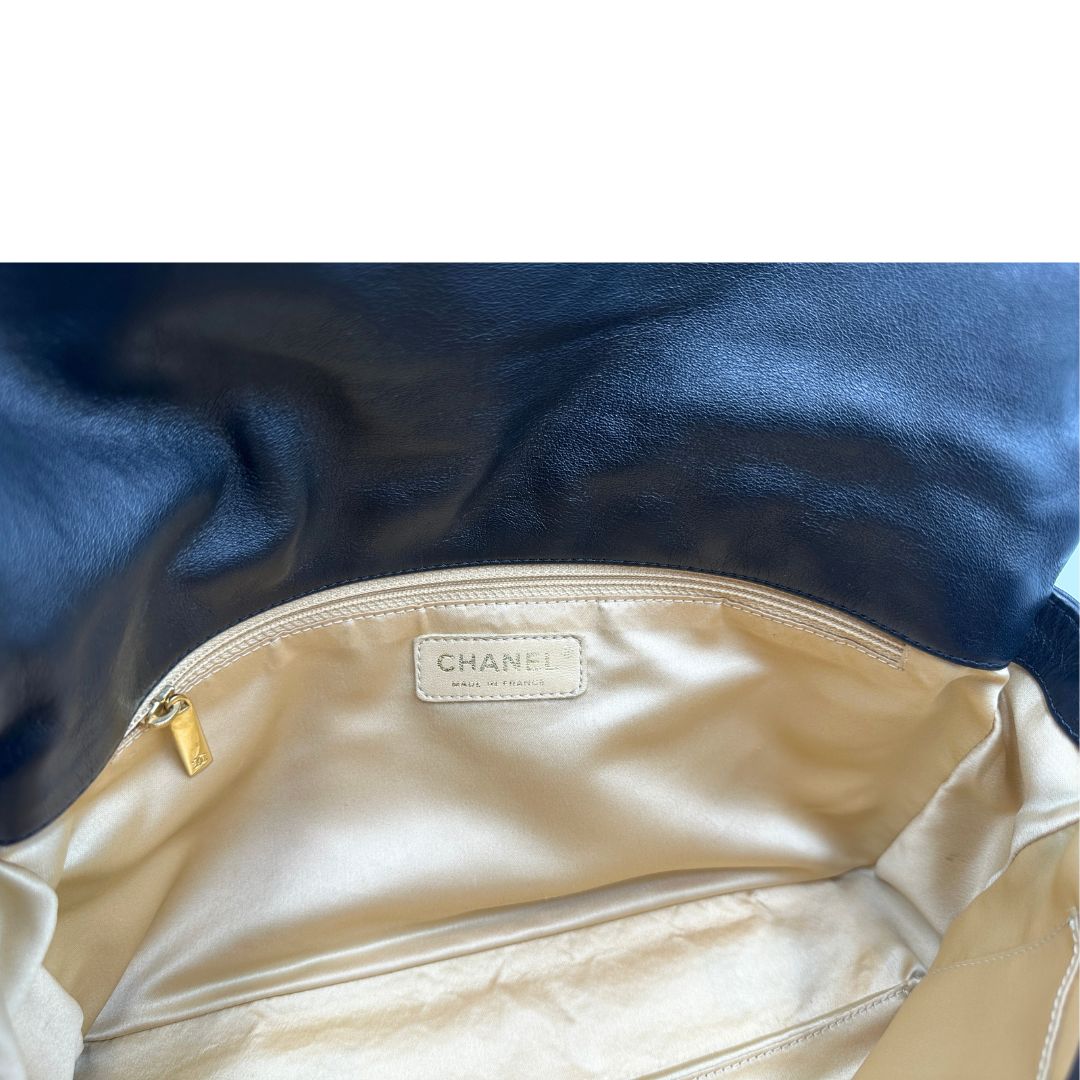 Borsa Chanel Rodeo Drive nera in pelle nero