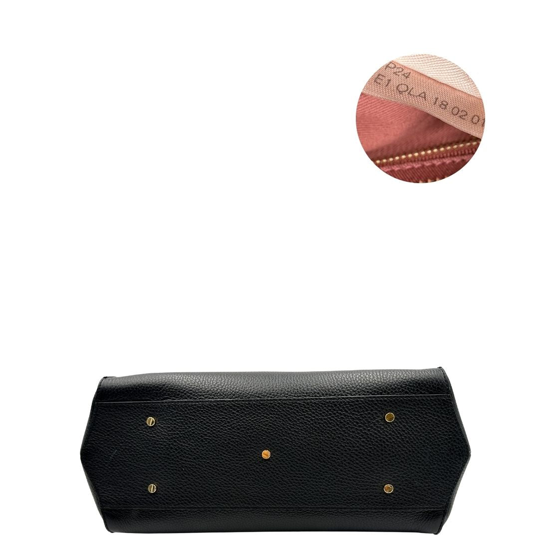 base  Borsa Coccinelle in pelle martellata nera, di lusso, originale 