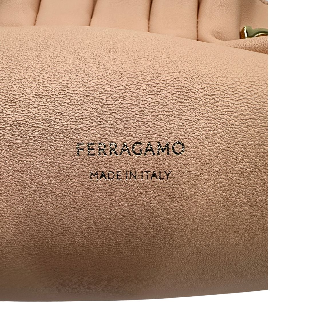 Satchel Soft bag Salvatore Ferragamo in pelle rosa