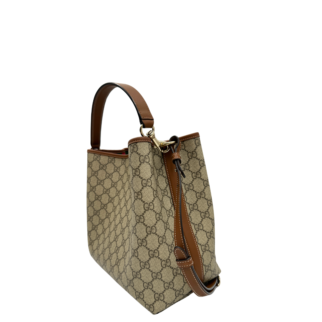 Secchiello Gucci GG Supreme in pelle beige