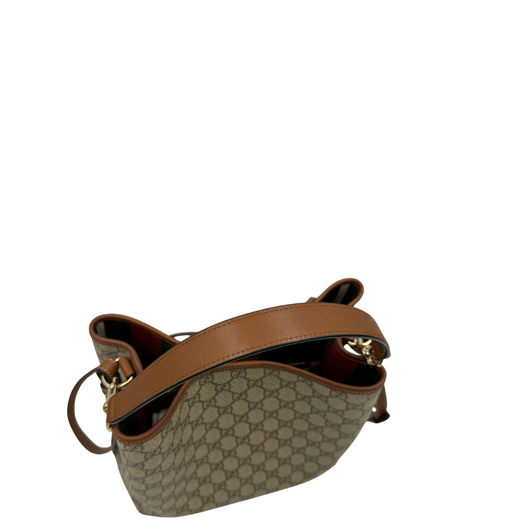 Secchiello Gucci GG Supreme in pelle beige