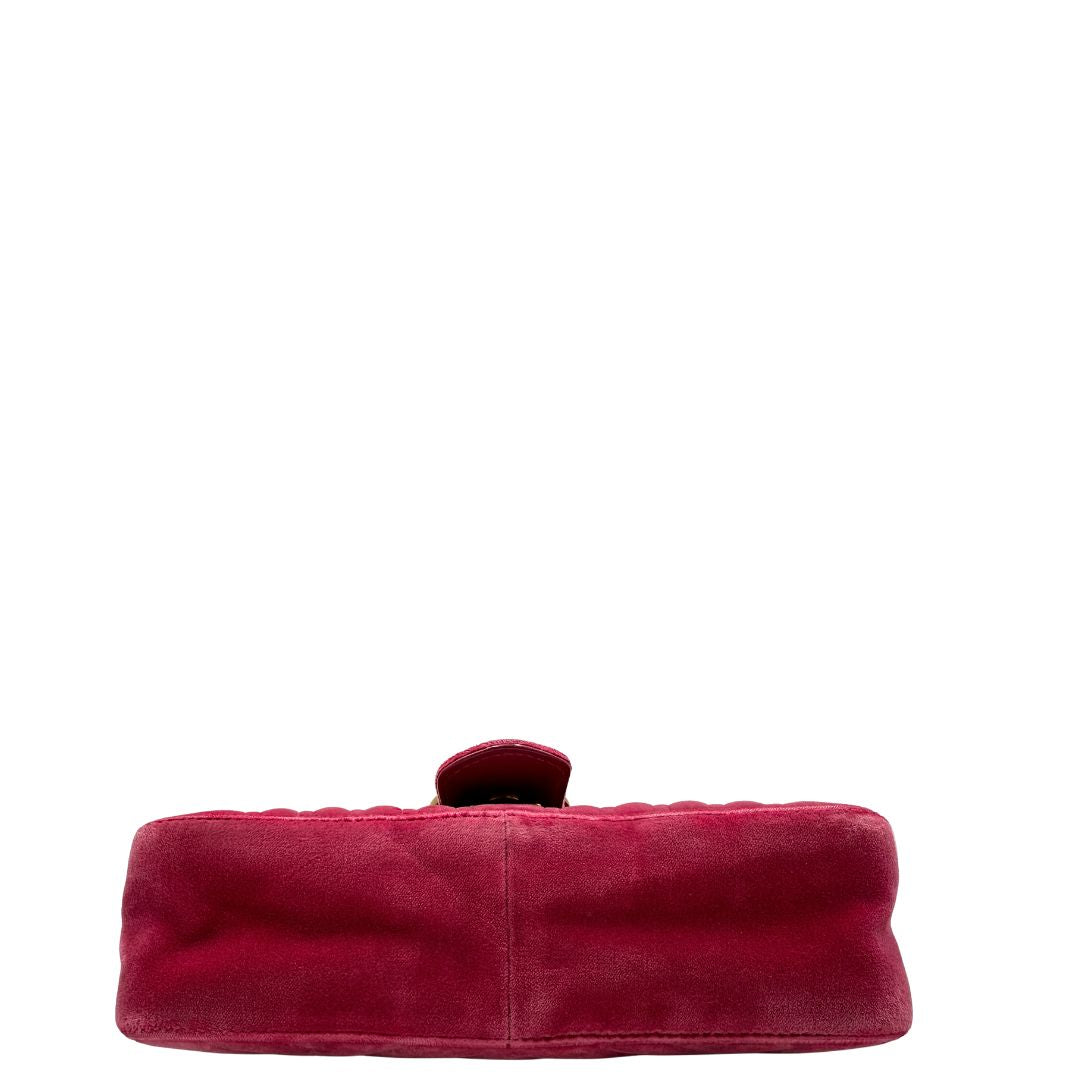 Borsa Gucci Marmont velvet media in velluto rosa