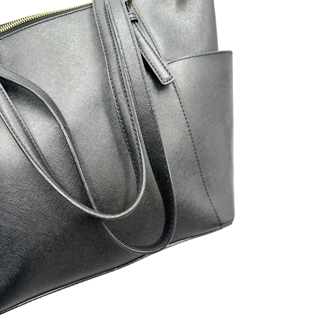 Shopper Michael Kors