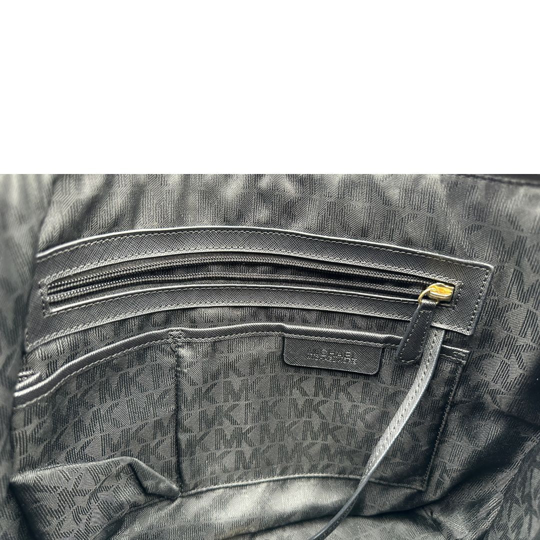 Shopper Michael Kors