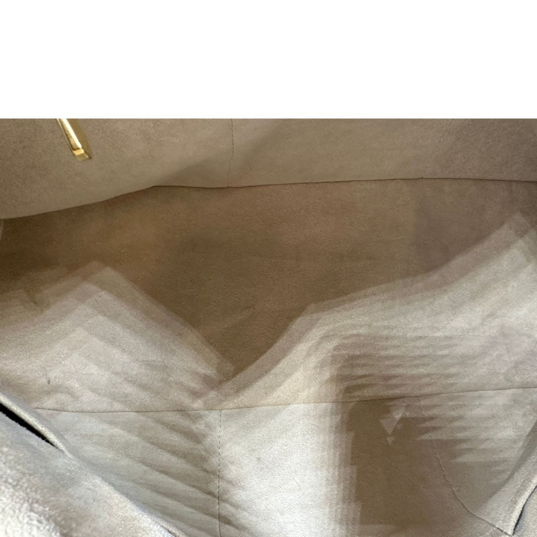 Artsy MM Louis Vuitton