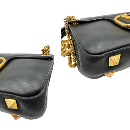 Stud Sign In Valentino Garavani