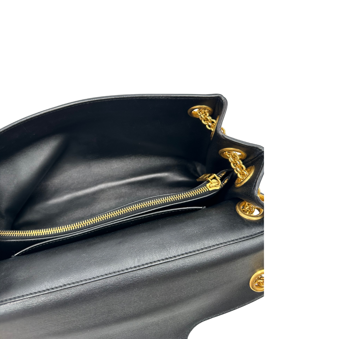 Stud Sign In Valentino Garavani