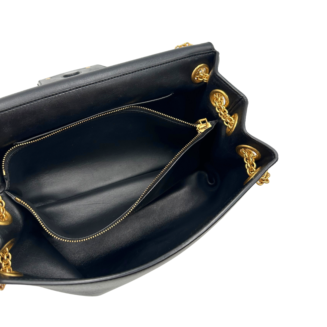 Stud Sign In Valentino Garavani