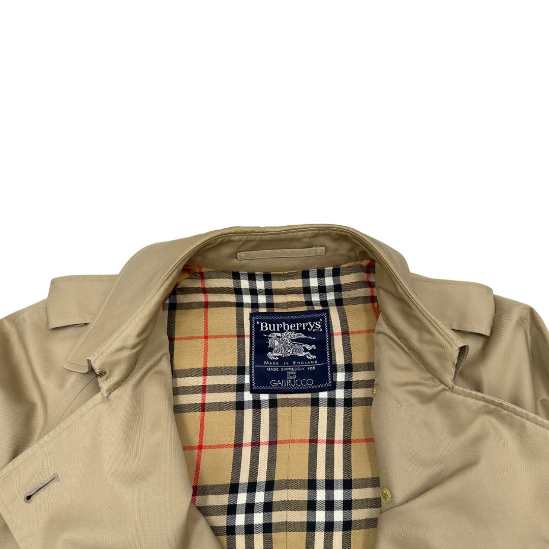 Trench Burberry beige in 51% cotone e 49% poliestere, di lusso, originale, ottime condizioni.