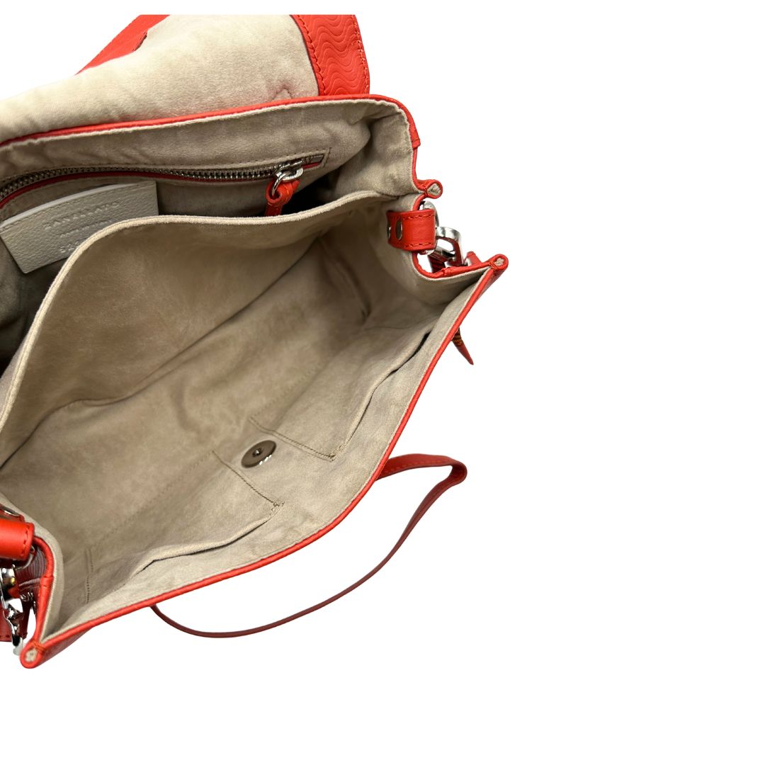 interno Borsa Zanellato in pelle arancione trama Blandine; munita di un manico singolo e una tracolla amovibile e regolabile. Completa di dustbag e cartellini, di lusso, originale, ottime condizioni. 