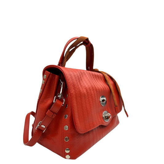 lato Borsa Zanellato in pelle arancione trama Blandine; munita di un manico singolo e una tracolla amovibile e regolabile. Completa di dustbag e cartellini, di lusso, originale, ottime condizioni. 