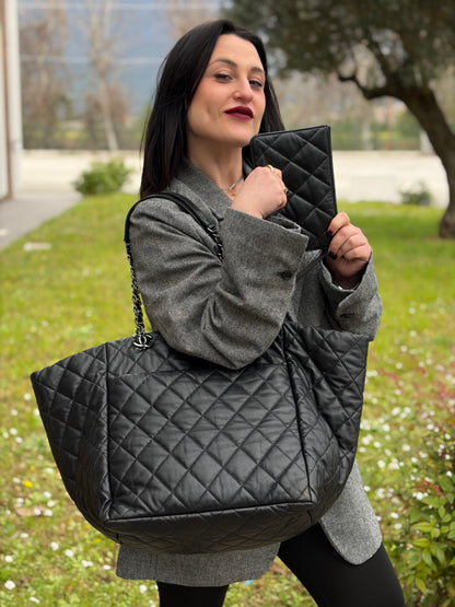 Tote Chanel Week End On Mars nera