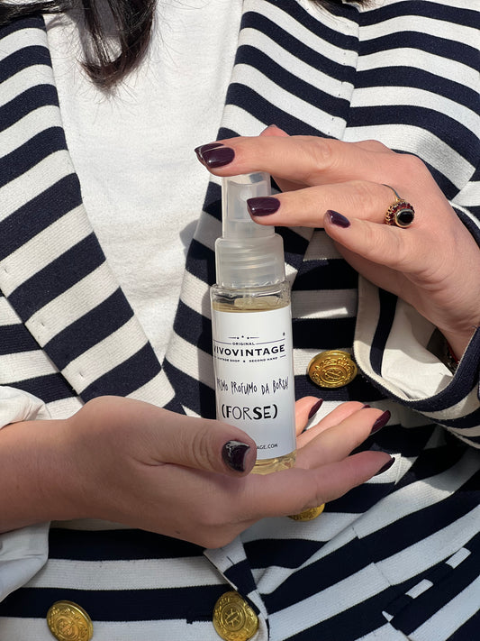 Presentazione profumo per borsa