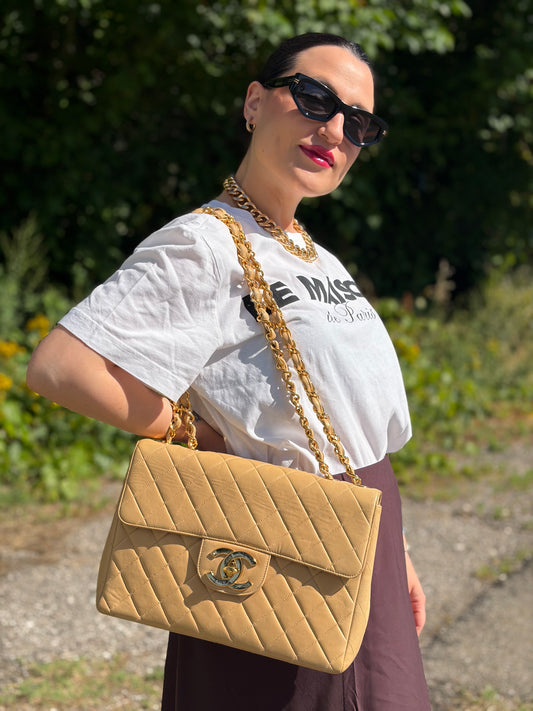 Borsa Chanel Maxi Logo Jumbo Flap