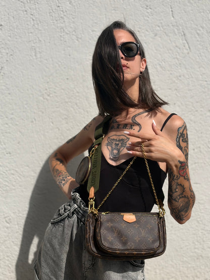Multi Pochette Accessoires Louis Vuitton