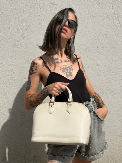 Alma PM Epi Louis Vuitton