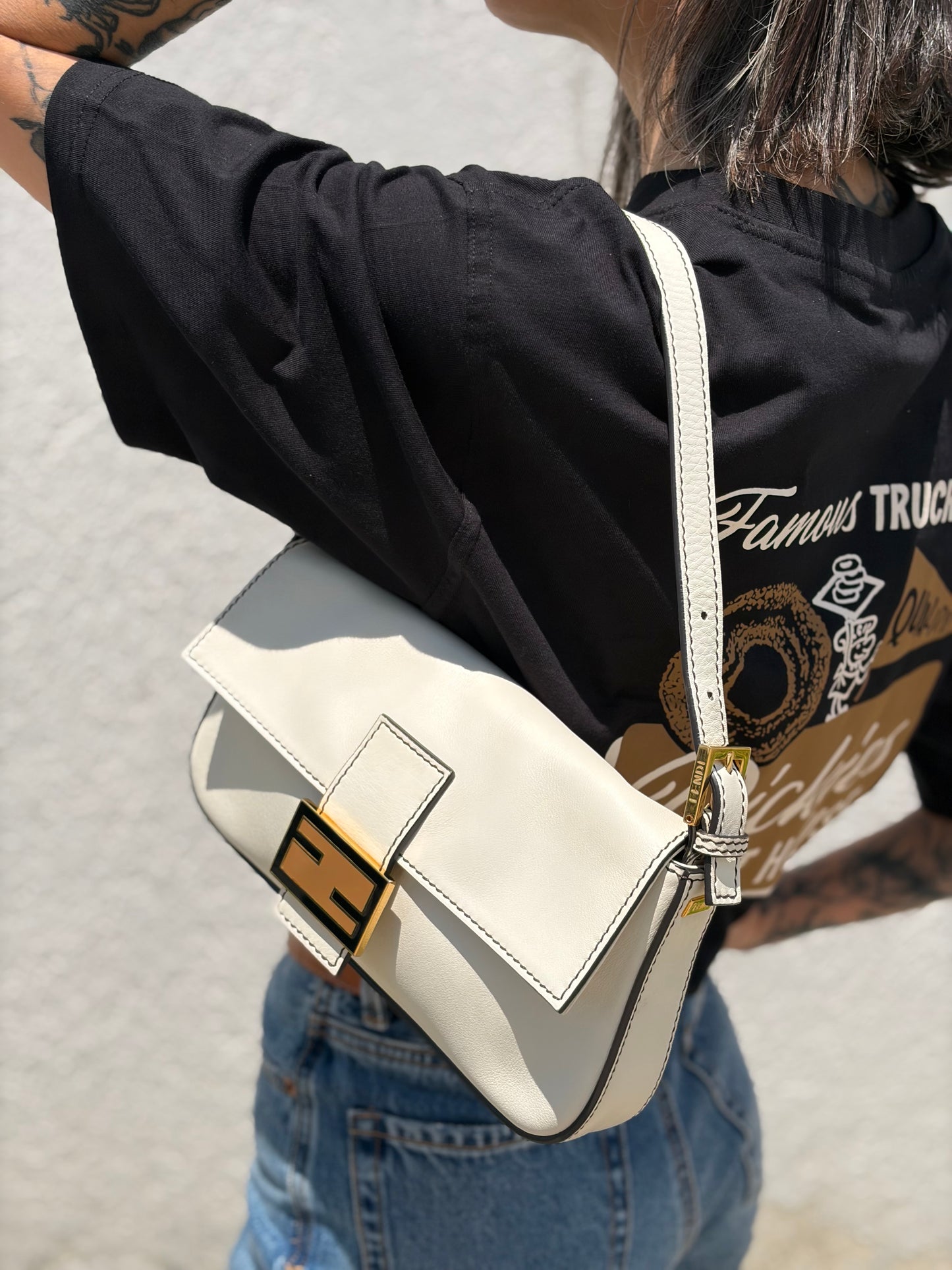 Borsa Fendi Baguette bianca