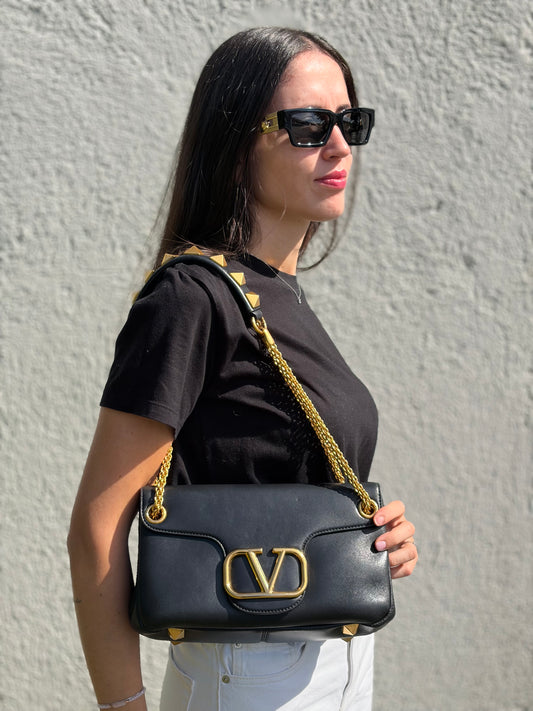 Stud Sign In Valentino Garavani